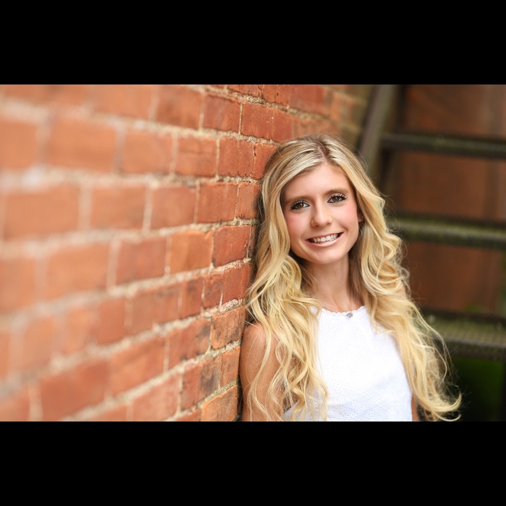 Meet your Posher, Jhonnalyn